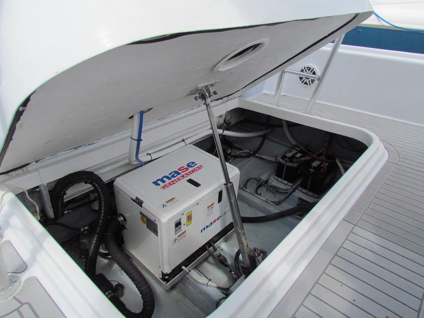 8806026 20230413083143822 1 XLARGE Mase marine generator